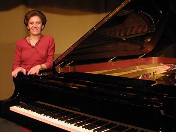 delia-steinberg-guzman-i-piano